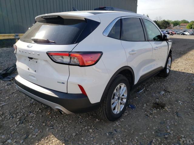 Photo 4 from auction – 2020 FORD ESCAPE SE with VIN 1FMCU9G67LUB90775