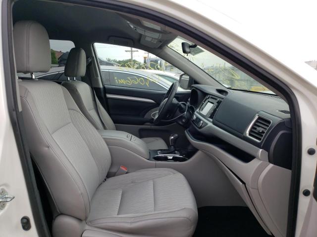Photo 5 from auction – 2015 TOYOTA HIGHLANDER with VIN 5TDBKRFH4FS139462