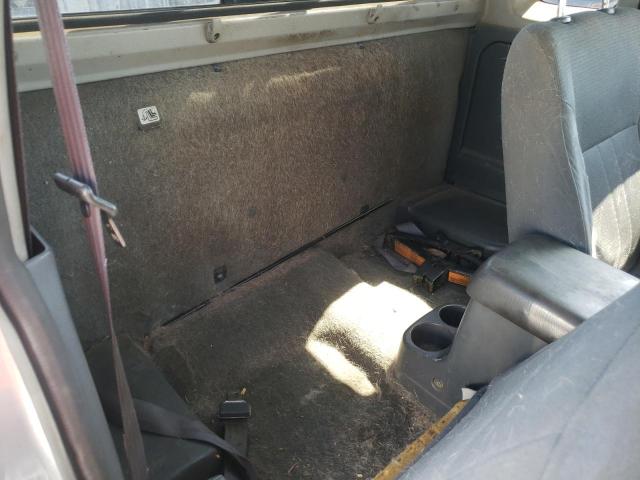 Photo 6 from auction – 2001 NISSAN FRONTIER K with VIN 1N6ED26TX1C352538