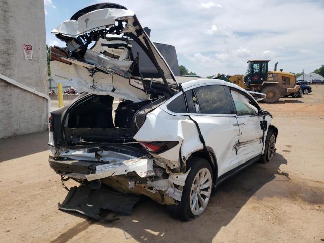 Photo 4 from auction – 2018 TESLA MODEL X with VIN 5YJXCDE27JF113955