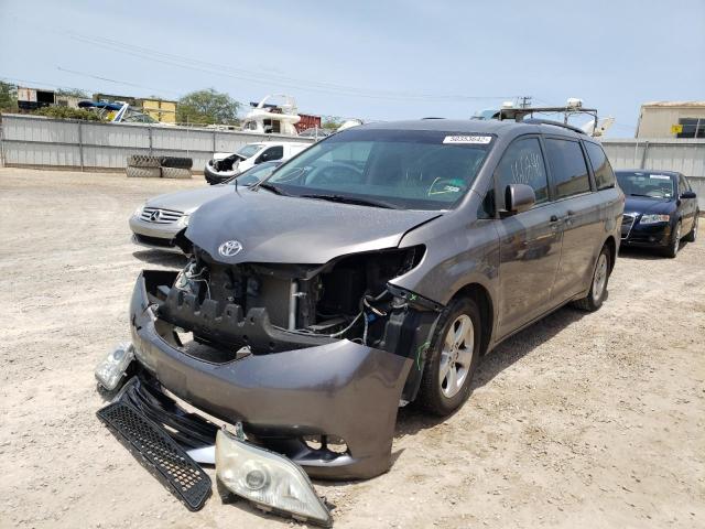 Photo 2 from auction – 2014 TOYOTA SIENNA LE with VIN 5TDKK3DC5ES427350
