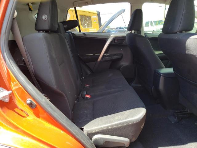 Photo 6 from auction – 2015 TOYOTA RAV4 LE with VIN JTMZFREV9FD076798