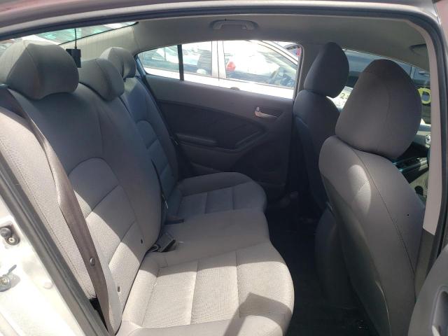 Photo 6 from auction – 2017 KIA FORTE LX with VIN 3KPFK4A75HE087212