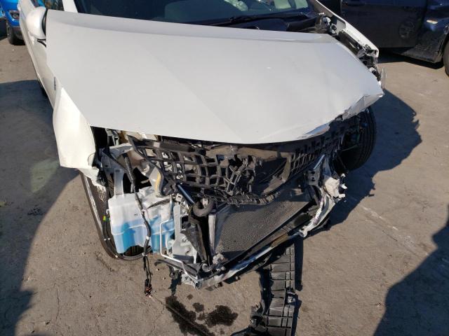 Photo 9 from auction – 2014 TOYOTA PRIUS V with VIN JTDZN3EUXEJ005102