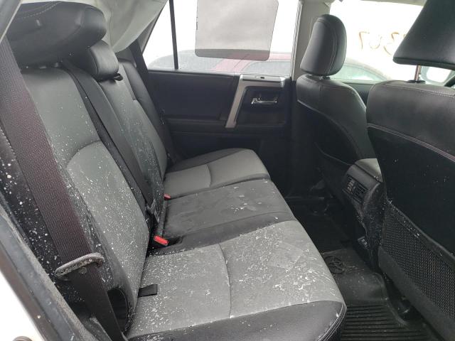 Photo 6 from auction – 2020 TOYOTA 4RUNNER SR with VIN JTEBU5JR7L5758377