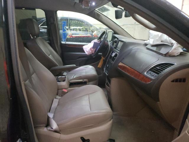 Photo 5 from auction – 2013 CHRYSLER TOWN & COU with VIN 2C4RC1CG5DR569256
