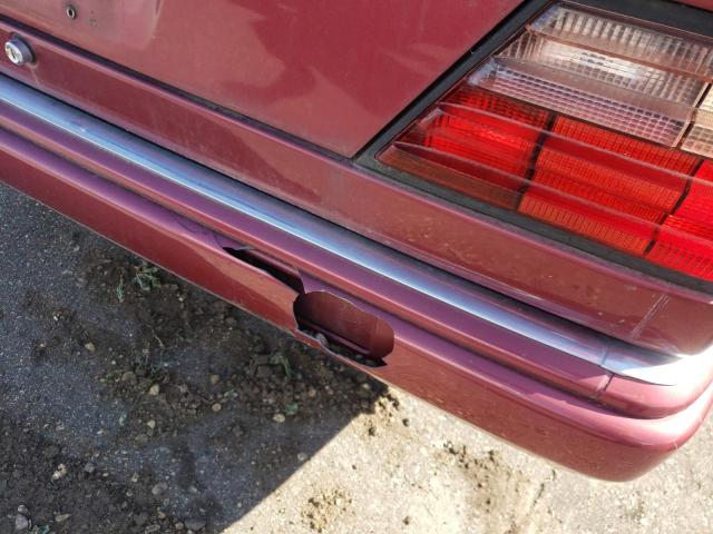 Photo 9 from auction – 1995 MERCEDES-BENZ E 320 BASE with VIN WDBEA32E3SC193337