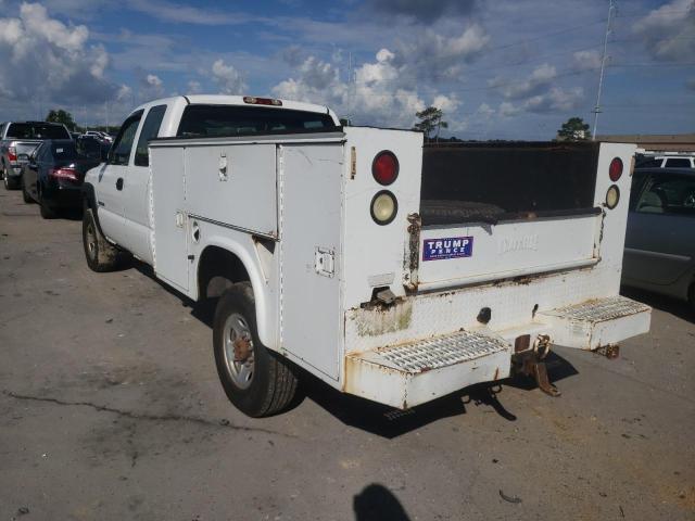 Photo 3 from auction – 2002 CHEVROLET SILVERADO with VIN 1GCHC29UX2E277191