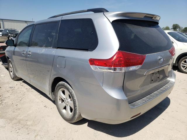 Photo 3 from auction – 2013 TOYOTA SIENNA LE with VIN 5TDKK3DC1DS400242
