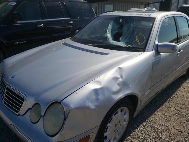 Photo 9 from auction – 2001 MERCEDES-BENZ E 320 with VIN WDBJF65J51B233335