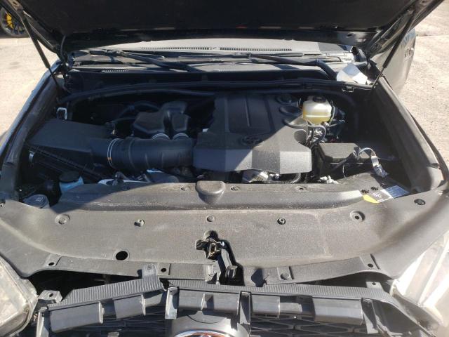 Photo 7 from auction – 2018 TOYOTA 4RUNNER SR with VIN JTEBU5JR6J5484439