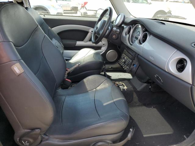 Photo 5 from auction – 2004 MINI COOPER with VIN WMWRC33424TC55624