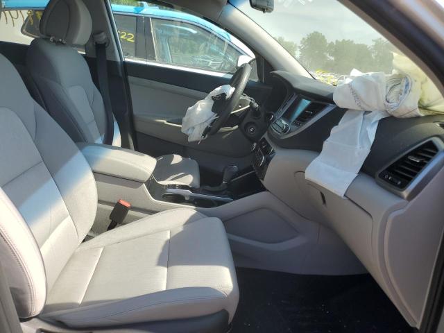 Photo 5 from auction – 2018 HYUNDAI TUCSON SEL with VIN KM8J3CA42JU651277