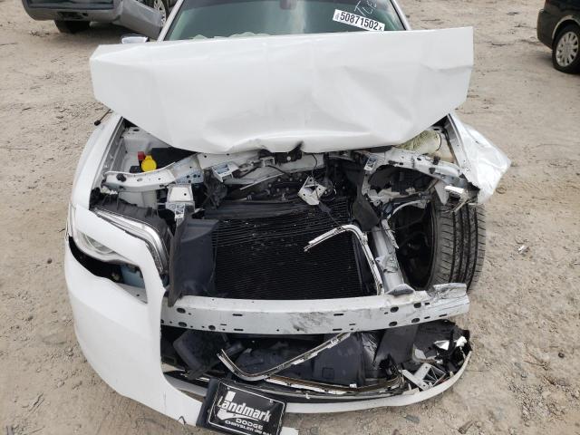 صورة رقم 7 من المزاد - 2019 CHRYSLER 300 LIMITE مع VIN 2C3CCAKG6KH577946