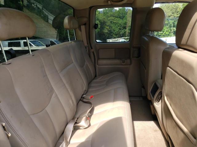 Photo 6 from auction – 2004 CHEVROLET SILVERADO with VIN 2GCEC19T241149925