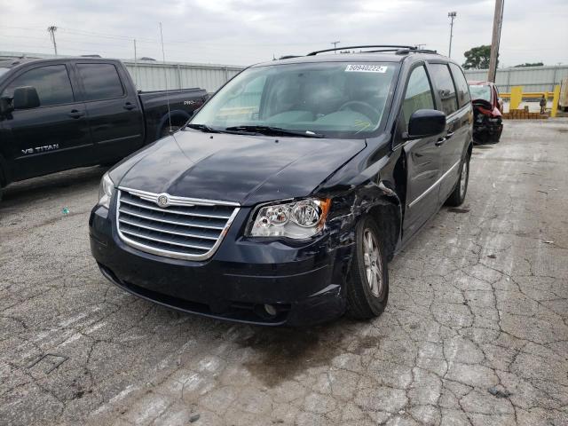 Photo 9 from auction – 2010 CHRYSLER TOWN & COU with VIN 2A4RR5D16AR436124