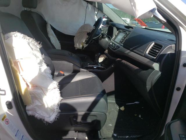 Photo 5 from auction – 2019 TOYOTA HIGHLANDER with VIN 5TDJZRFH0KS930802