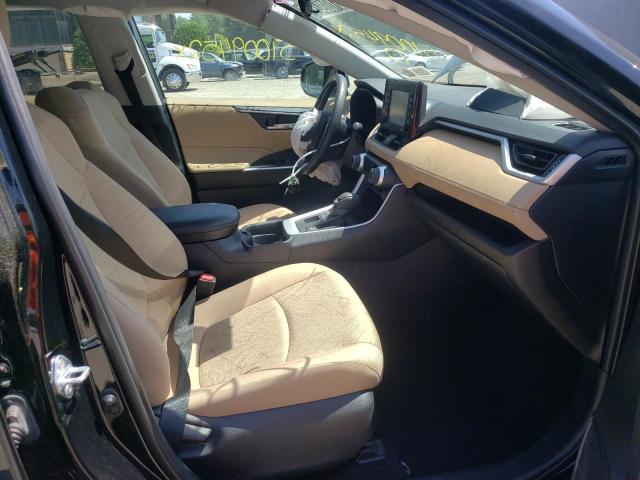 Photo 5 from auction – 2021 TOYOTA RAV4 XLE with VIN 2T3P1RFV7MC201268