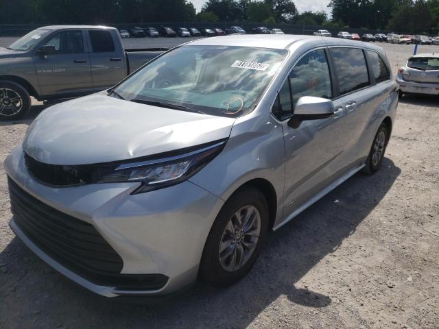 Photo 2 from auction – 2021 TOYOTA SIENNA LE with VIN 5TDKRKEC5MS028702