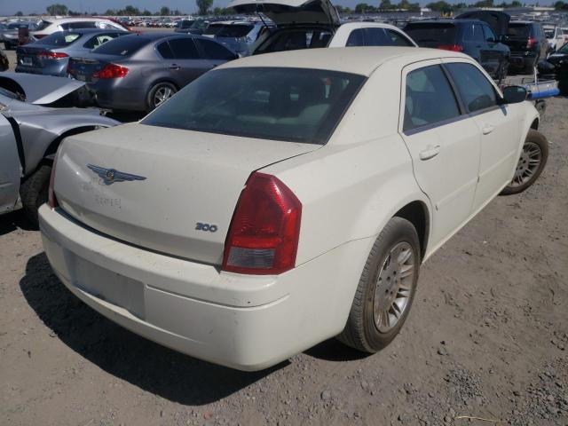 Photo 4 from auction – 2006 CHRYSLER 300 with VIN 2C3KA43R36H220118