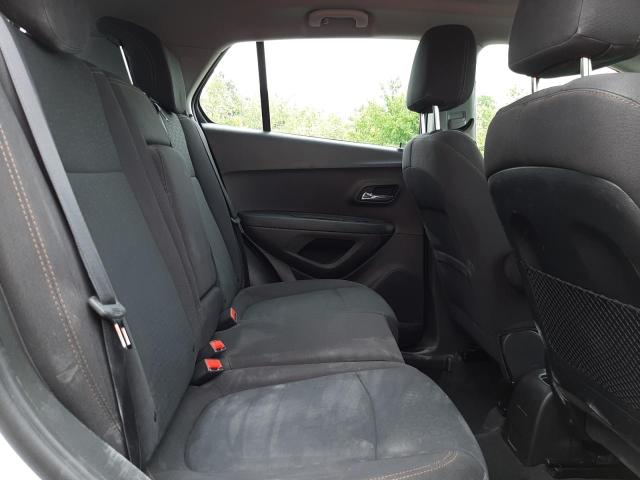 Photo 6 from auction – 2017 CHEVROLET TRAX LS with VIN 3GNCJKSB2HL231041