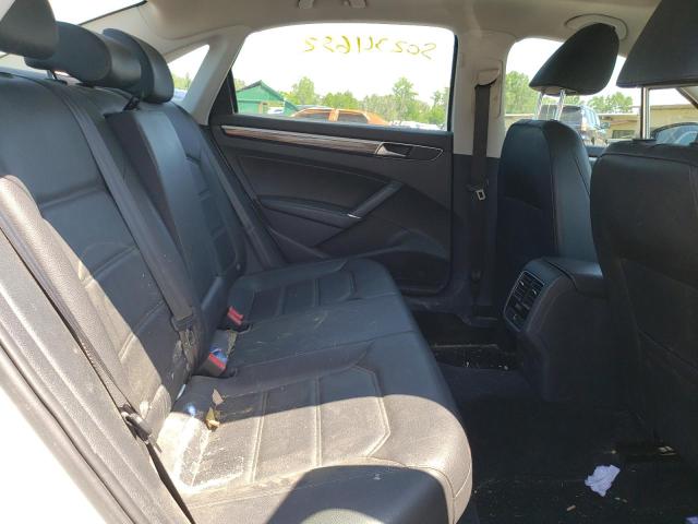 Photo 6 from auction – 2018 VOLKSWAGEN PASSAT SE with VIN 1VWBA7A35JC036593