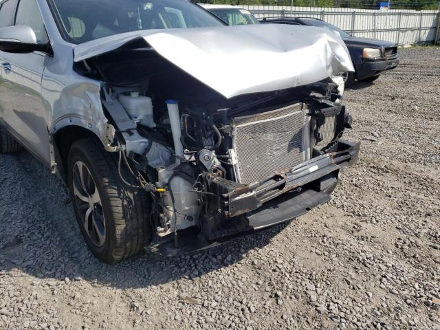Photo 9 from auction – 2016 KIA SORENTO EX with VIN 5XYPHDA12GG023032