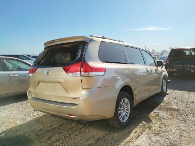 Photo 4 from auction – 2012 TOYOTA SIENNA XLE with VIN 5TDYK3DC0CS179161