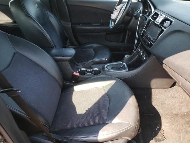 Photo 5 from auction – 2011 CHRYSLER 200 S with VIN 1C3BC8FG3BN567767