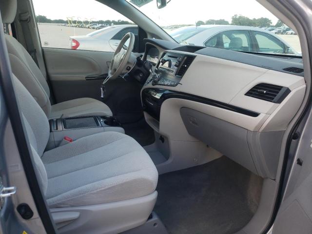 Photo 5 from auction – 2013 TOYOTA SIENNA LE with VIN 5TDKK3DC7DS293701