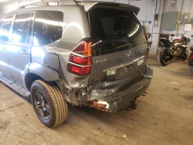 Photo 9 from auction – 2003 LEXUS GX470 with VIN JTJBT20X230018302