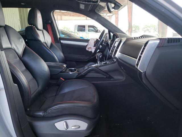 Photo 5 from auction – 2016 PORSCHE CAYENNE GT with VIN WP1AD2A22GLA72376