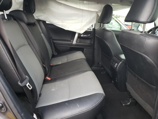 Photo 6 from auction – 2018 TOYOTA 4RUNNER SR with VIN JTEBU5JR8J5490808