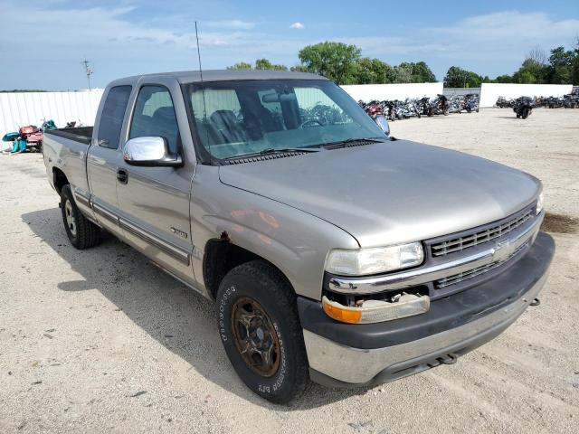 CHEVROLET SILVERADO 2000 with VIN 1GCEK19T0YE198502 - Photo from auction