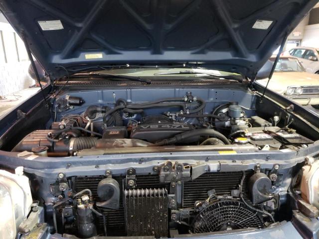 Photo 7 from auction – 2005 TOYOTA SEQUOIA SR with VIN 5TDBT44A05S235660
