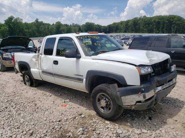 CHEVROLET SILVERADO 2003 with VIN 1GCHK29U83E326408 - Photo from auction