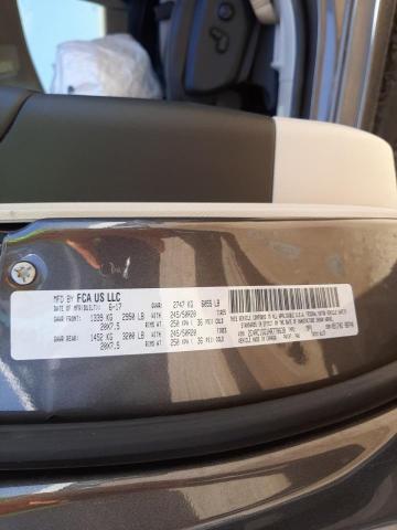 Photo 10 from auction – 2017 CHRYSLER PACIFICA L with VIN 2C4RC1GG1HR778638