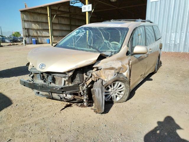 Photo 2 from auction – 2012 TOYOTA SIENNA XLE with VIN 5TDYK3DC0CS179161