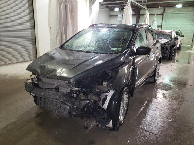 Photo 2 from auction – 2017 FORD ESCAPE SE with VIN 1FMCU9GD0HUB05345
