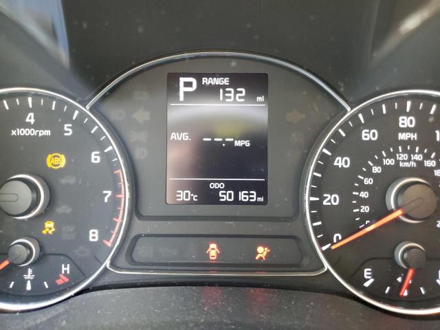 Photo 8 from auction – 2018 KIA FORTE LX with VIN 3KPFK4A78JE228828