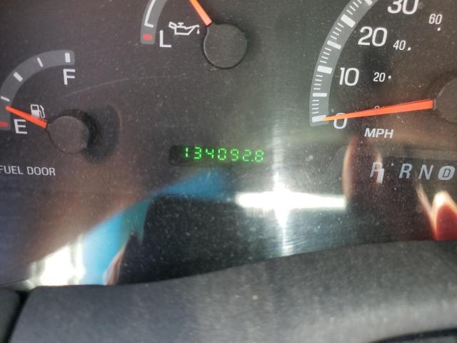 Photo 8 from auction – 2002 FORD F150 with VIN 1FTRX18W72NA36100