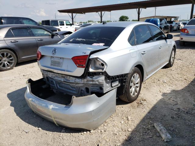 Photo 4 from auction – 2015 VOLKSWAGEN PASSAT S with VIN 1VWAT7A33FC015271