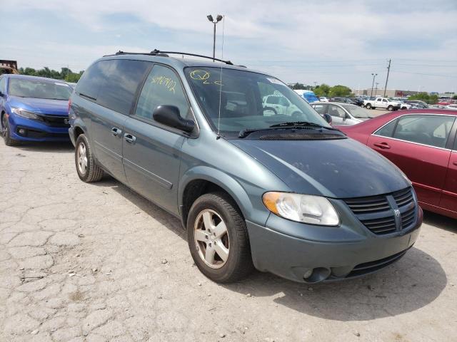 DODGE GRAND CARA 2005 with VIN 2D4GP44L25R219631 - Photo from auction