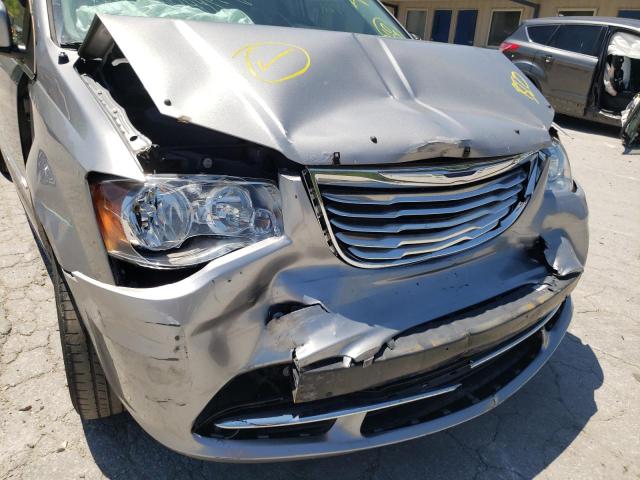 Photo 9 from auction – 2016 CHRYSLER TOWN & COU with VIN 2C4RC1BG9GR173353