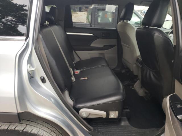 Photo 6 from auction – 2014 TOYOTA HIGHLANDER with VIN 5TDBKRFH5ES056086