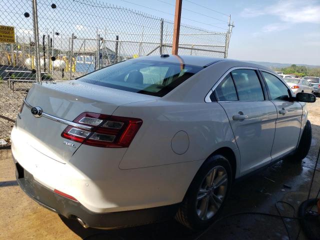 Photo 4 from auction – 2015 FORD TAURUS SEL with VIN 1FAHP2E80FG121593