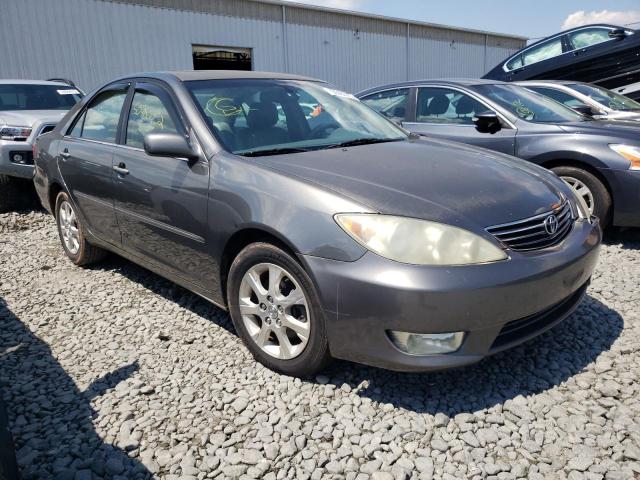 TOYOTA CAMRY LE 2005 with VIN 4T1BF30K65U615268 - Photo from auction