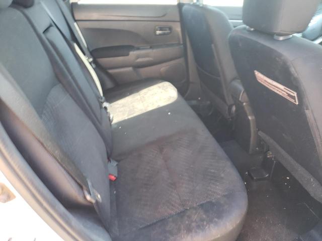 Photo 6 from auction – 2015 MITSUBISHI OUTLANDER with VIN 4A4AP4AW7FE026335