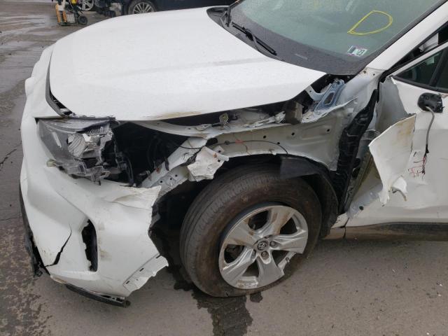 Photo 9 from auction – 2019 TOYOTA RAV4 XLE with VIN 2T3P1RFV5KC023924