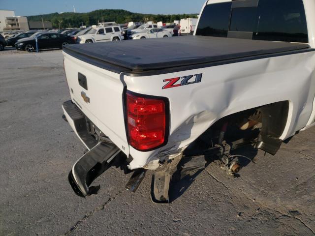 Photo 9 from auction – 2018 CHEVROLET SILVERADO with VIN 3GCUKREC5JG558314
